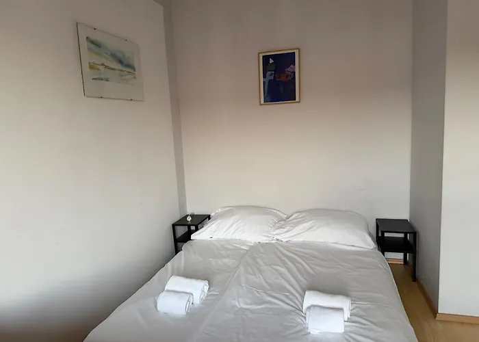 Apartment Cozy Near Park Vienna